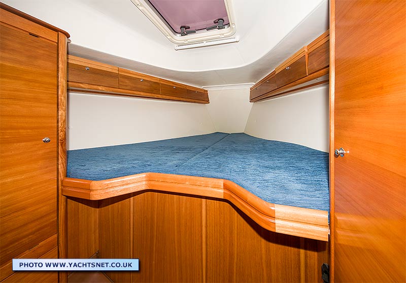 Forecabin berths and lockers