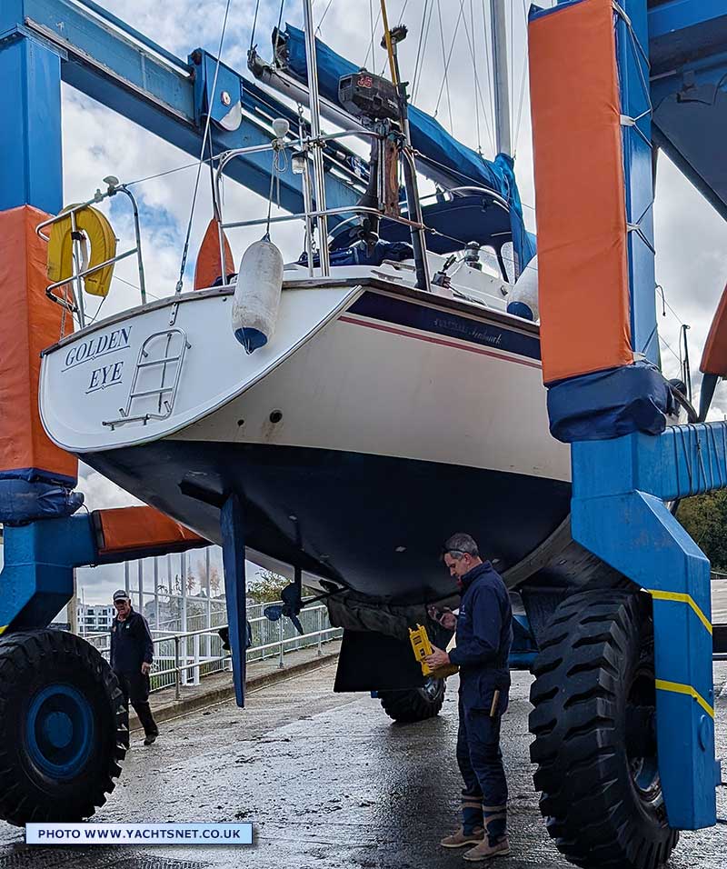 Ashore stern